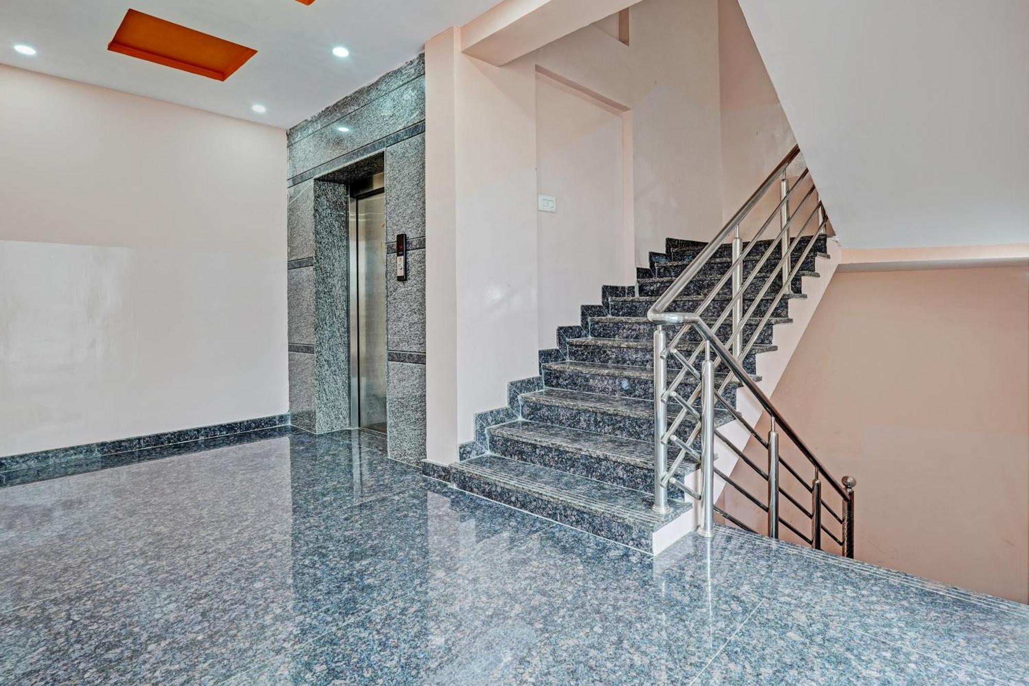 Hotel O Flagship Mr Lodge Bangalore Dış mekan fotoğraf